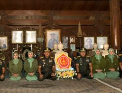 Pangdam IV/Diponegoro Pimpin Ziarah Rombongan ke Makam Jenderal Besar H.M. Soeharto