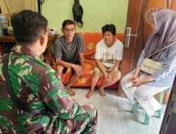 Ciptakan Kedekatan dengan Warga, Babinsa Tipes Rutin Komsos