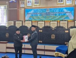 Wakil Bupati Irawan Topani Hadiri Rapat Paripurna DPRD Agenda Penyampaian NOTA Penjelasan Dua RANPERDA Inisiatif DPRD