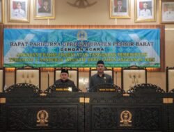 Paripurna DPRD Dengan Agenda Jawaban Fraksi _ Fraksi Atas Tanggapan Pemerintah Terhadap Dua Ranferda Inisiatif DPRD