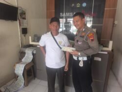 Bripka Ikhsan Berikan Pelayanan Terbaik di Samsat Paten Weleri