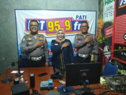 Satlantas Polresta Pati Sosialisasikan Operasi Zebra Candi 2025 Lewat Siaran Radio