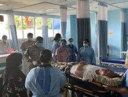 Polresta Cilacap Bantu Evakuasi Warga Sakit Diabetes ke Rumah Sakit