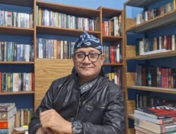 Ujian Perdana PRABOWO : Roy Suryo Cs Diperiksa Polisi, Akankah Presiden Mandiri Atau Boneka JOKOWI ?