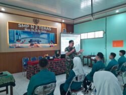 Babinsa Latih Kepemimpinan Siswa SMPN 2 Teras Boyolali, Cetak Calon Pemimpin Muda Berkarakter