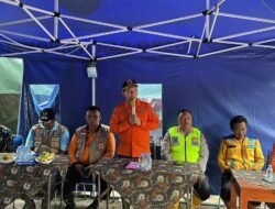 Polresta Cilacap Terjunkan Personel hingga Anjing Pelacak untuk Bantu Evakuasi Longsor di Cibeunying Kecamatan Majenang