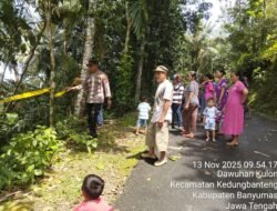 Polsek Kedungbanteng Polresta Banyumas Gerak Cepat Tangani Longsor Di Lereng Sungai Logawa