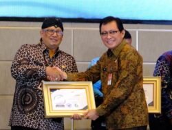 Sekda Banyumas Agus Nur Hadie Raih Penghargaan ADLG Award 2025