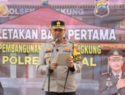 Kapolres Kendal Letakkan Batu Pertama, Pembangunan Mapolsek Kangkung Resmi Dimulai