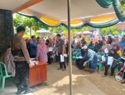 Pastikan Aman dan Kondusif, Polres Lampung Tengah Amankan Penyaluran BLT Kesra di Kantor Pos