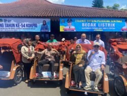280 Pengayuh Becak Banyumas Terima Becak Listrik dari Presiden Prabowo: “Dilarang Dijual!” Tegas Bupati Sadewo