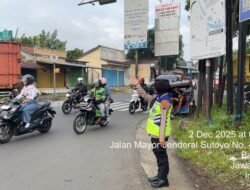 Kehadiran Polwan Warnai Police Hazard Pagi Polresta Banyumas