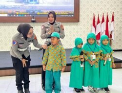 Polres Kebumen Gelar Polsanak, Anak-anak TK Belajar Tertib Lalu Lintas Dengan Cara Menyenangkan