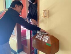 Jelang HUT Reserse Ke 78, Sat Narkoba Polres Sragen Gelar Baksos Bersihkan Masjid Syuhada