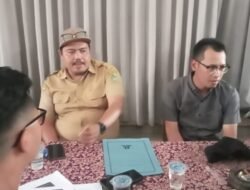 Diduga Berbuat Asusila, Perangkat Desa Kalilandak – Purwareja Klampok – Banjarnegara Digerudug Masyarakat