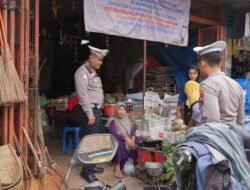Sambangi Pasar Bangsri, Satlantas Polres Jepara Ajak Warga Tertib Berlalu Lintas