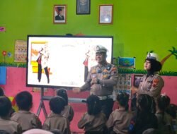 Gelar Program Polantas Mengajar, Polisi Beri Edukasi Tertib Lalu Lintas untuk Anak TK di Jepara