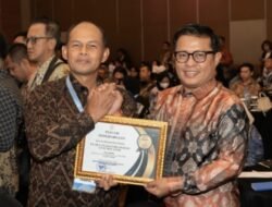 Komitmen Nyata di Muara Enim: PLN NP UP Bukit Asam Sabet Penghargaan Emas Program Nasional GENTING