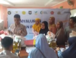 Sebanyak 1500 Karung Beras Seberat 10 Kg Bantuan Dari Menteri Pangan di Bagikan Kepada Masyarakat Sukasari Rumpin