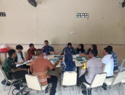 Dukung Program Pemerintah, Babinsa Hadiri Rapat Koordinasi Tentang “Koperasi Merah Putih” Diwilayah Kepatihan Wetan
