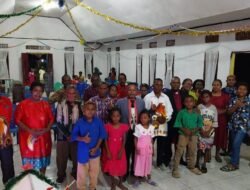 Natal Ikatan Keluarga Besar Kabret Distrik Seget Kabupaten Sorong.