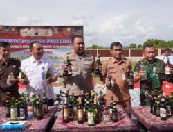 Polres Blora Musnahkan Ribuan Botol Miras Hasil Operasi Cipta Kondisi Akhir Tahun