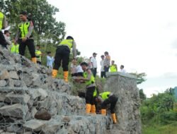 Wujudkan Arahan Presiden, Polres Klaten Bangun Jembatan Penghubung Desa Cucukan-Kotesan