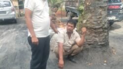 Team Opsnal Polsek Kampung Rakyat Gerebek Gudang Mafia Sawit Ilegal Di Sri Pinang