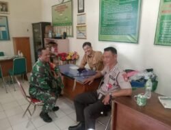 Babinsa Nusukan Dan Lurah Pasar Bersinergi, Jaga Keamanan dan Stabilitas Harga di Pasar Tradisional