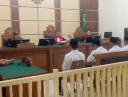 Sidang Kasus Penganiayaan Dan Pengeroyokan Di Desa Ratamba Pejawaran JPU Membacakan Tuntutan Di Depan Terdakwa, Situasi Sidang Kondusif dan Lancar